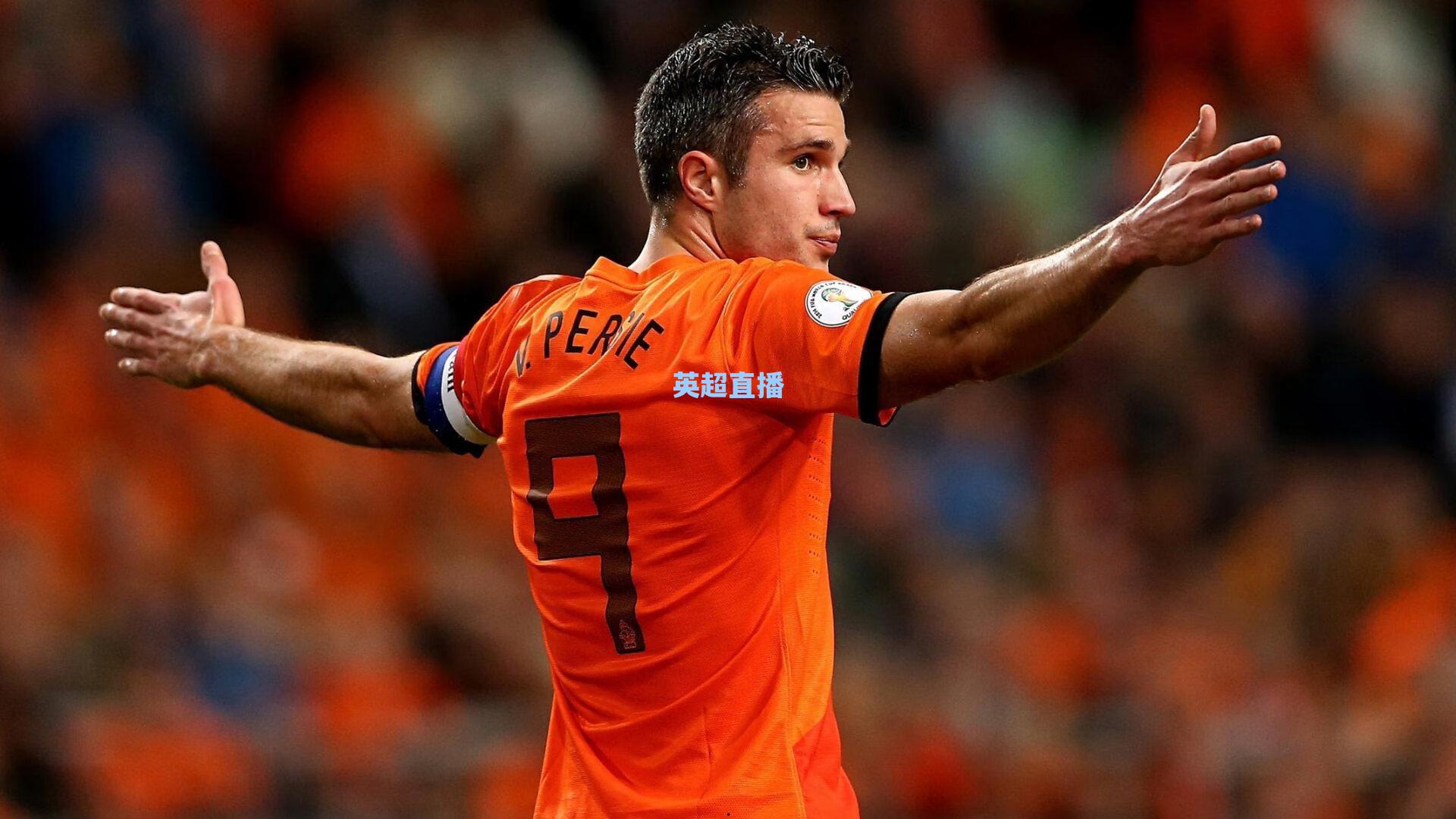 绝活！现实版飞狗巴迪来了—天才边锋与他的四腿搭档引爆足坛